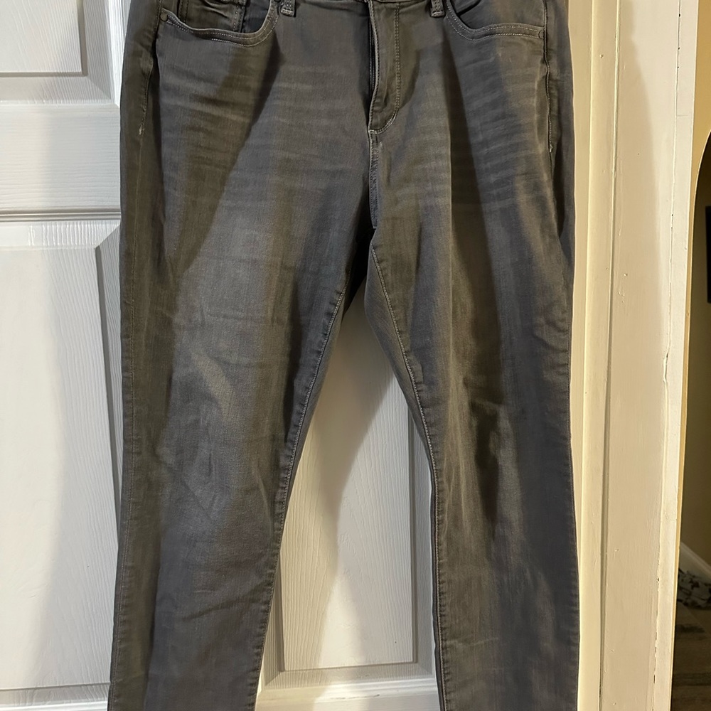 Ana Jeans - Picture 3 of 4